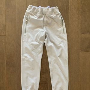 Iviva girls lightweight jogger pants (light grey)